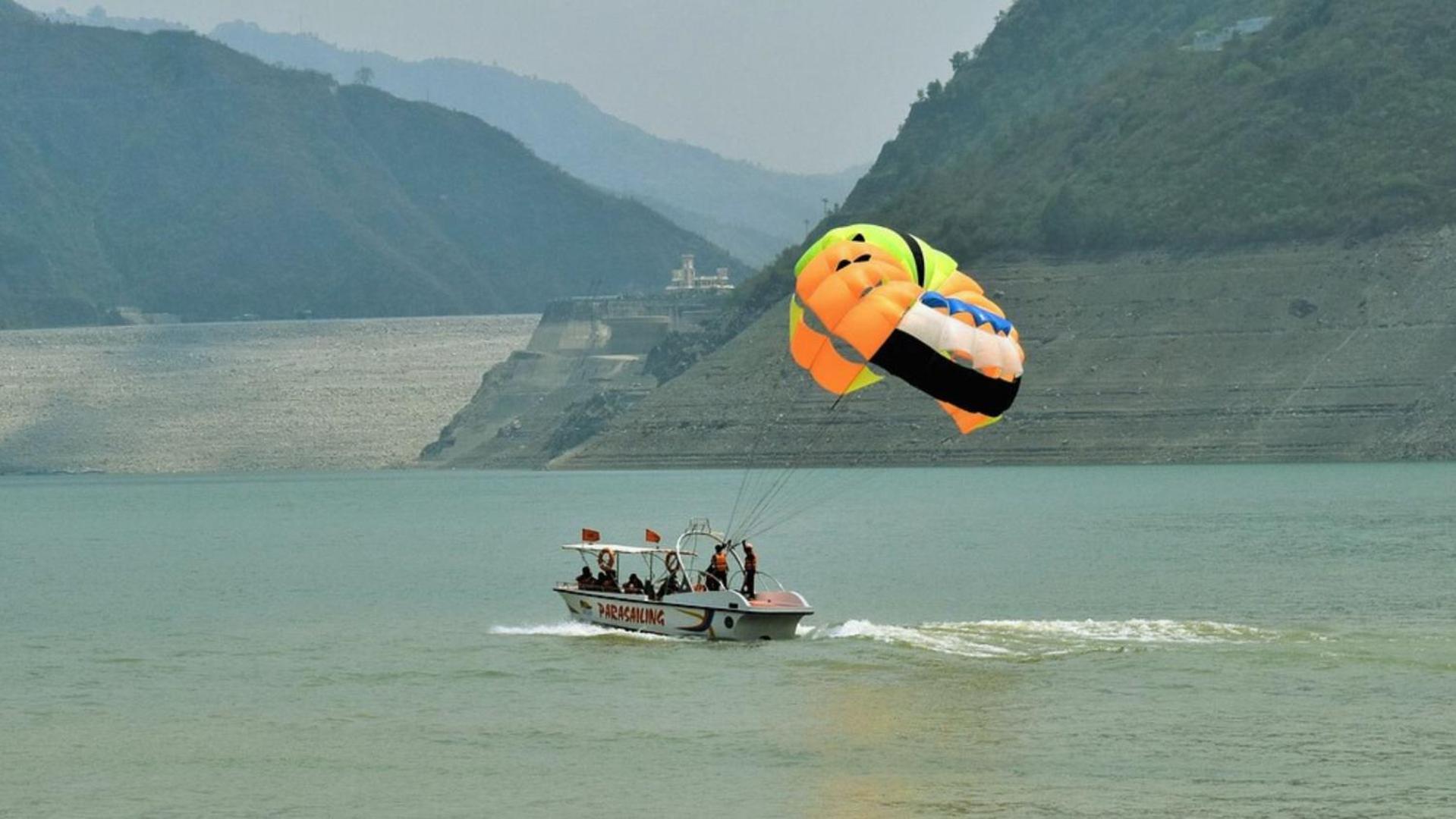 Haut Monde King'S Paradise Resort Kanatal Εξωτερικό φωτογραφία