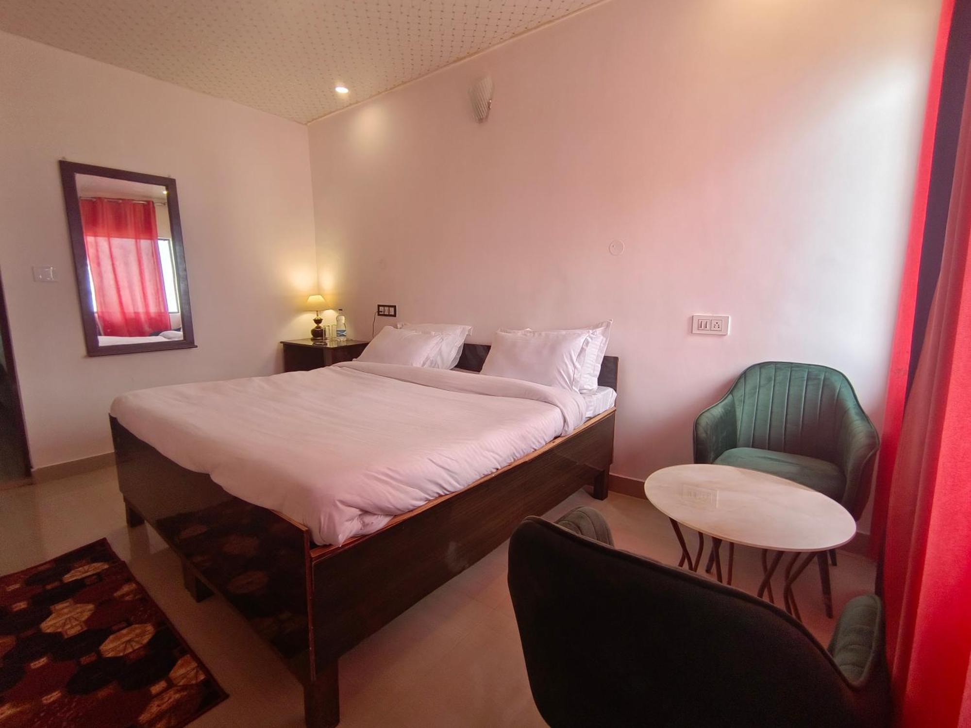 Haut Monde King'S Paradise Resort Kanatal Εξωτερικό φωτογραφία